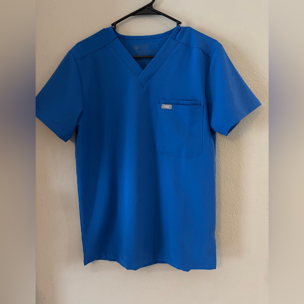 FIGS Mens Small Leon Three Pocket Scrub Top Technical Collection Royal Blue Top